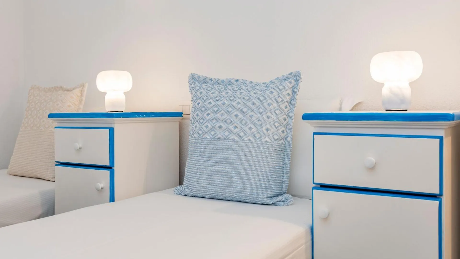 Ng Collection Luna Di Mare Olbia 0*,